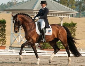 Sheridyn Ashwood and Prestige at the 2013 Australian Dressage Championships :: Photo © Franz Venhaus