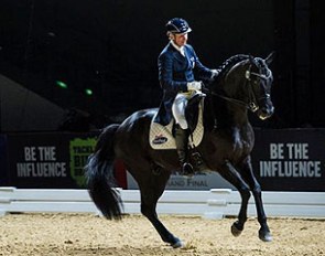 Heath Ryan and Regardez Moi win the Grand Prix kur to Music at the 2013 Equestrian Grand Final CDI-W held in Sydney :: Photo © Nicole Bartleet