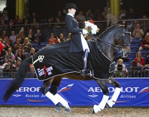 Dina Ellermann and Landy's Akvarel in their lap of honour at the 2013 CDI Tallinn :: Photo © Külli Tedre