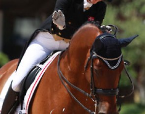 Alexandra Sorensen gives Camiro Mandoe a big pat