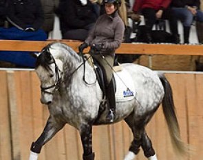 Viktoria Zsdanyi and Caster at the Hungarian youth team clinic