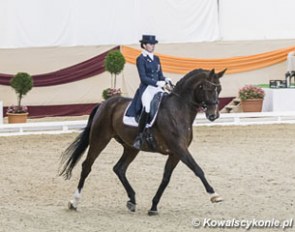 Aleksandra Szulc on Rumba Hit