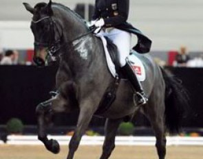 Victoria Michalke on Salazar, which was previously competed by Geertje Hesse