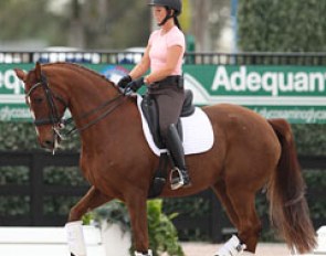 Kasey Perry on the Danish bred Trostruplunds Scarlet (by Don Schufro x Romancier)
