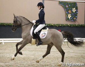 Eveline Bos on Equestricons Valentino at the 2014 CDI Roosendaal Indoor :: Photo © Leanjo de Koster