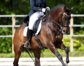 Cheryl de Vette on Triomph