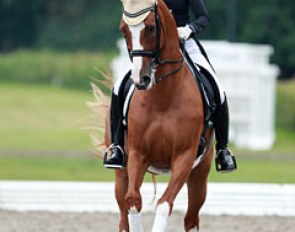 Sanne Henningsen on Capong