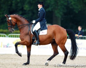 Kathleen Raine on Breanna, a former Verden auction horse