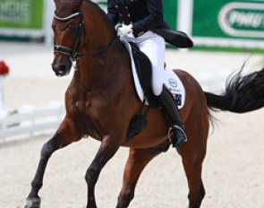 Top Australian Mary Hanna on Sancette
