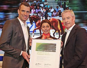 Dr. Michael Illgner, Monica Theodorescu and Jürgen Fitschen launch Deutsche Bank's Equestrian Sport Academy
