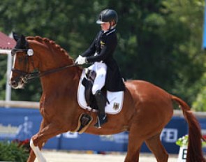 Paulina Holzknecht and Wells Fargo