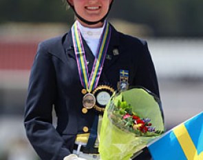 Marina Mattsson with her bronze medal at the 2015 European Young Riders Championships :: Photo © Astrid Appels