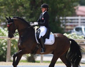 Victoria Vallentin on Atnon
