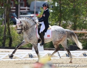 Victoria Wurzinger on Dorian