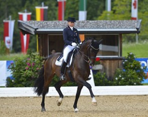 Dorothee Schneider and Showtime at the 2015 CDI Fritzens :: Photo © Max Schreiner