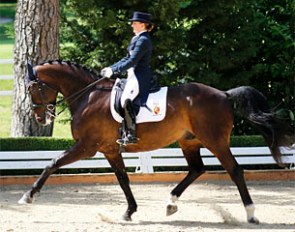 Diana Porsche and Di Sandro at the 2015 CDI Prangins :: Photo © Kathelijne Reijse Saillet