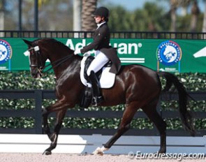 After U.S. Young Rider champion Brandi Roenick took a step back from competition and riding, mum Tracy Roenick took over the ride on Apassionata (by Sir Donnerhall)