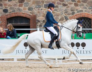 Zoe Kuintjes and Elin's Noncisdador at the 2016 European Pony Championships :: Photo © Leanjo.com
