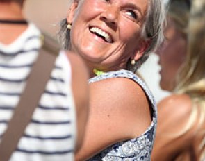 Cheers and smiles at the kiss and cry corner after Elin Hassellund's ride