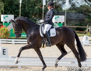 Italian Chiara Prijs-Vitale on the Swedish owned Falcon :: Photo © Digishots