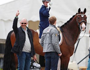 A thumb's up from dad Etienne Roos