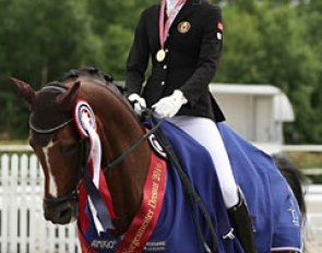 Sahra Edseth Solbakken and Valerossi win the 2016 Norwegian Pony Championships :: Photo © Thea Mørch Aas