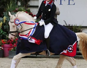 Manon Desjardins and Domenik are the 2016 French Pony Champions :: Photo © Rose H
