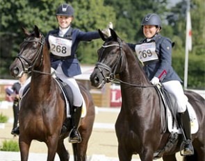 Lucina Elliott on MSJ Top Secret (a Totilas daughter out of FBW Dejavu) and Emma Jane Blundell on Mount St. John Furstin Fugger (the full sister to Bundeschampion Furst Fugger) at the 2016 British Championships