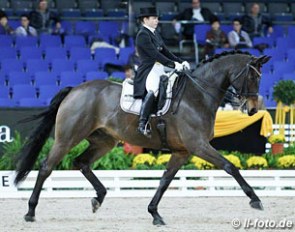 Franziska Stieglmaier and Lukas win the 2016 Piaff Forderpreis Finals in Stuttgart :: Photo © LL-foto