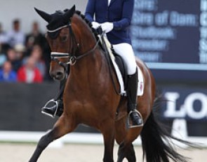 Kristine Moller on Standing O'Vation (by Imperio x Consul)