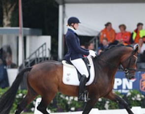 Claudia Rüscher on Baccardi