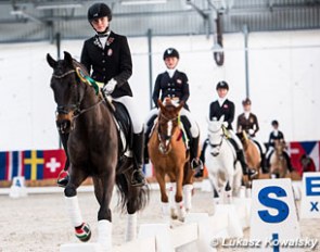 Hanna Ivan on Equestricons Epiascer