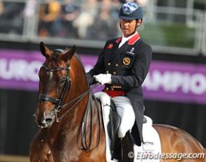 Carl Hester on Nip Tuck at the 2017 European Dressage Championships :: Photo © Astrid Appels