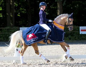 Kim Noordijk and Don Davino at the 2017 Dutch Young Pony Championships :: Photo © Digishots
