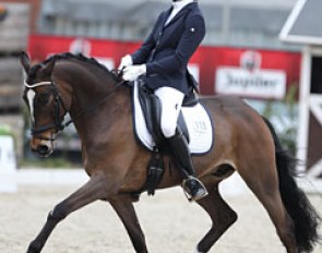 Lauret Brinkman on Top Hero