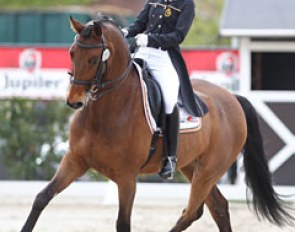 Jamina Gijsels and Zico at the 2017 CDI Sint-Truiden :: Photo © Astrid Appels