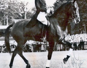 Lis Hartel on Jubilee in 1954