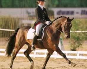 Delphine Meiresonne and Noble Casper, 1998 European Pony Champions :: Photo © Dirk Caremans