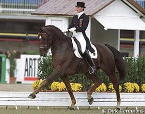 Ulla Salzgeber and Rusty at the 1998 World Equestrian Games :: Photo © Dirk Caremans