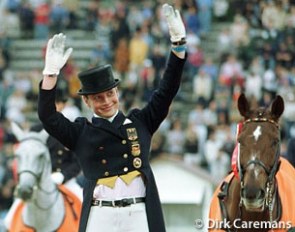 Isabell Werth at the 1998 World Equestrian Games, Gigolo in the background :: Photo © Dirk Caremans