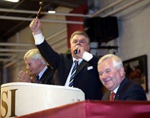 Uwe Heckmann, auctioneer at the PSI Auction