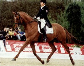 Christilot Boylen-Hansen on Decia de Pauw's Hanoverian Bolschoi