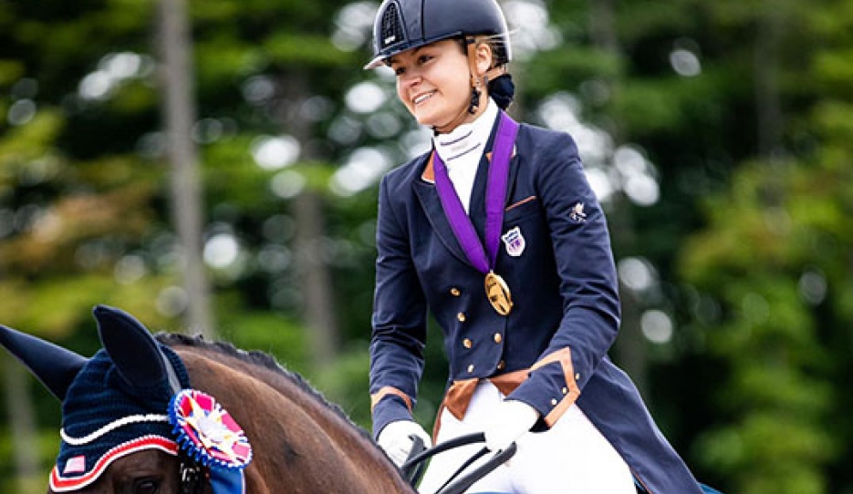 Erin Nichols and Handsome Rob AR at the 2022 North American Young Riders Championships :: Photo © KTB Creative Group