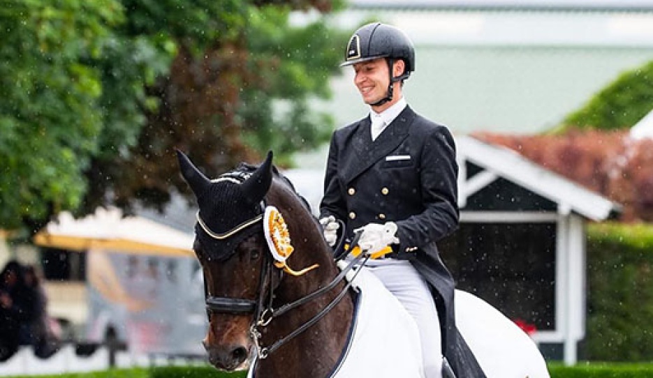 Maté Garai and Vitus win the GP Special Tour at the 2025 CDI-W Mariakalnok :: Photos © Lukasz Kowalski