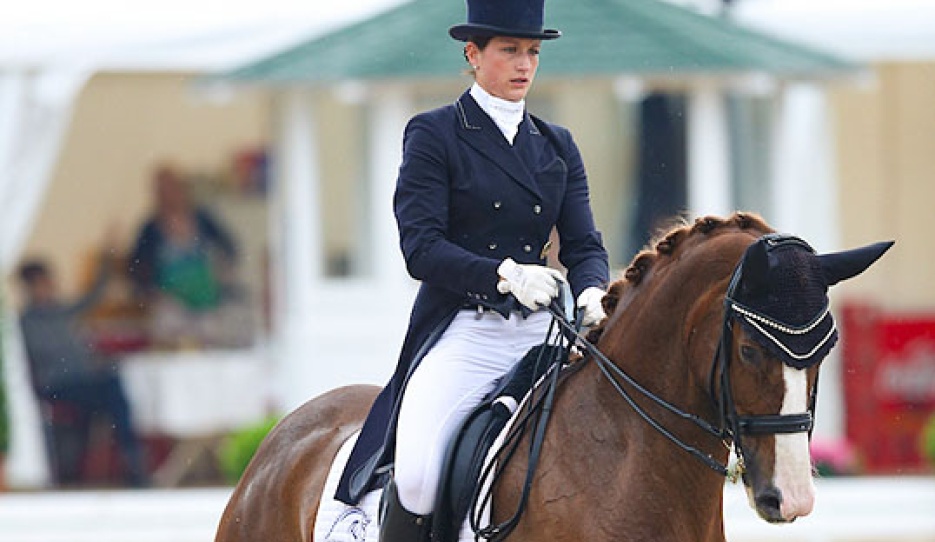 Stefanie Wolf and For Comtess at the 2016 CDN Balve :: Photo © Stefan Lafrentz