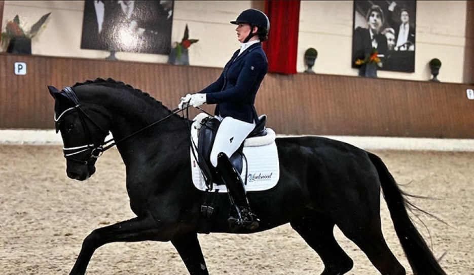 Secret Agent PJF at the start of his show career at the 2022 CDN Ankum :: Photo © Mhisen