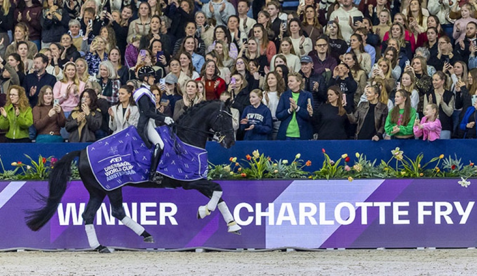 Fry and Glamourdale win the World Cup Qualifier in Amsterdam 2026 :: Photos © Digishots