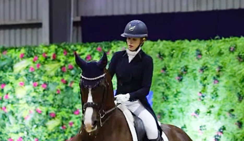 Serena Ireland and Royalty R at the 2025 Pacific League Final in Werribee 