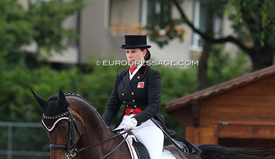 Anthea Hartmann and Rubinario at the 2012 European YR Championships :: Photo © Astrid Appels