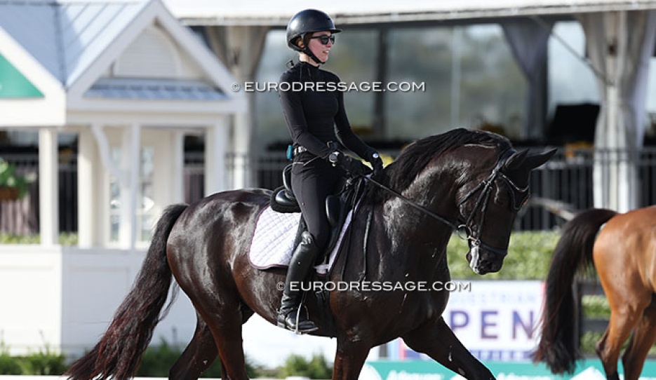 Campbell Jones on Nation VDL schooling in the international stadium during the 2025 Palm Beach Derby :: Photo © Astrid Appels
